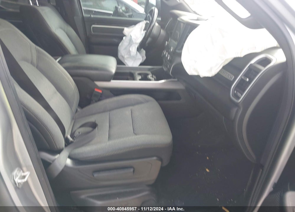 2022 RAM 1500 BIG HORN 4X4 6'4 BOX VIN: 1C6SRFBT8NN162517
