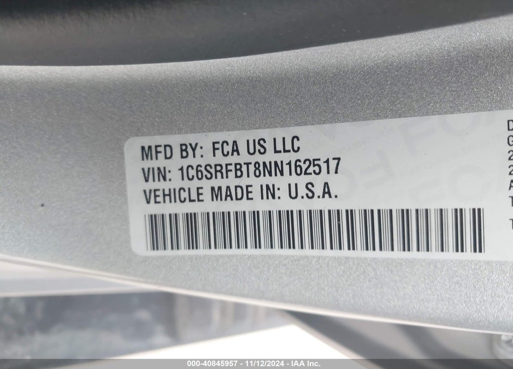 2022 RAM 1500 BIG HORN 4X4 6'4 BOX VIN: 1C6SRFBT8NN162517