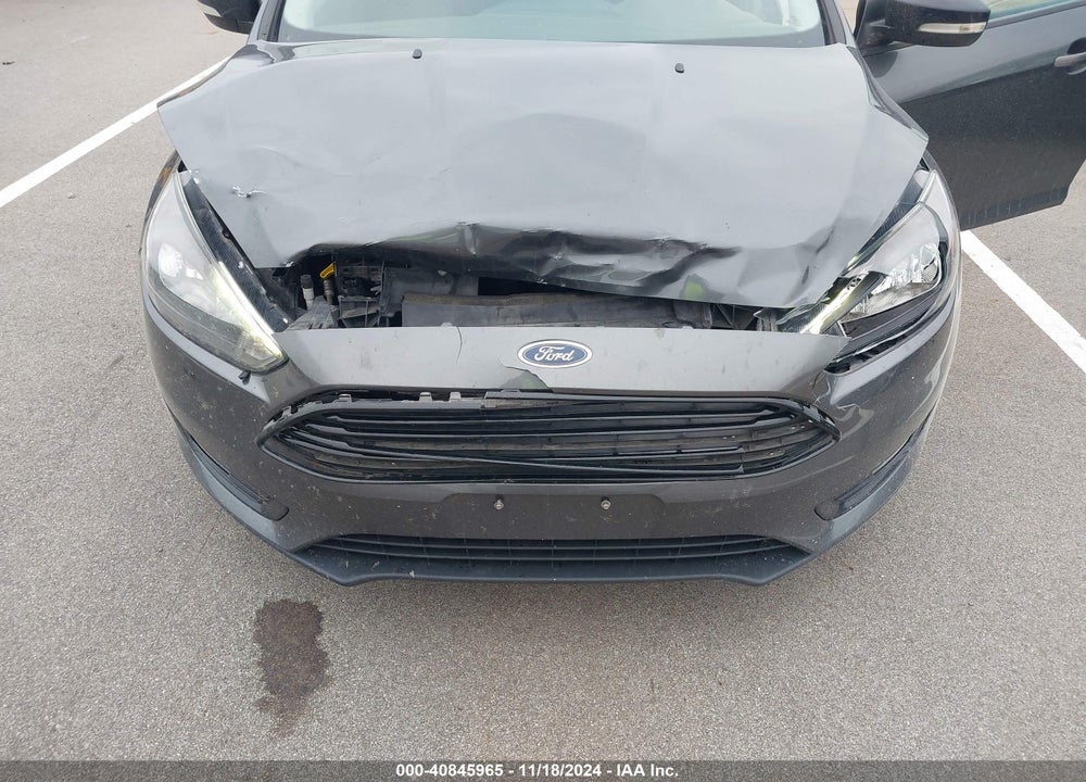 2017 FORD FOCUS SEL VIN: 1FADP3H23HL226392