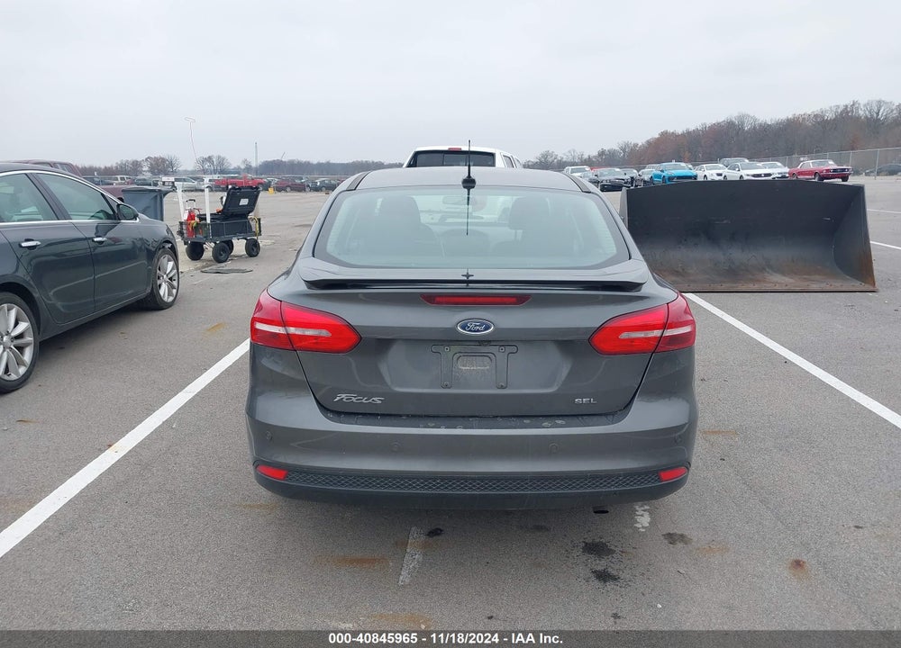 2017 FORD FOCUS SEL VIN: 1FADP3H23HL226392