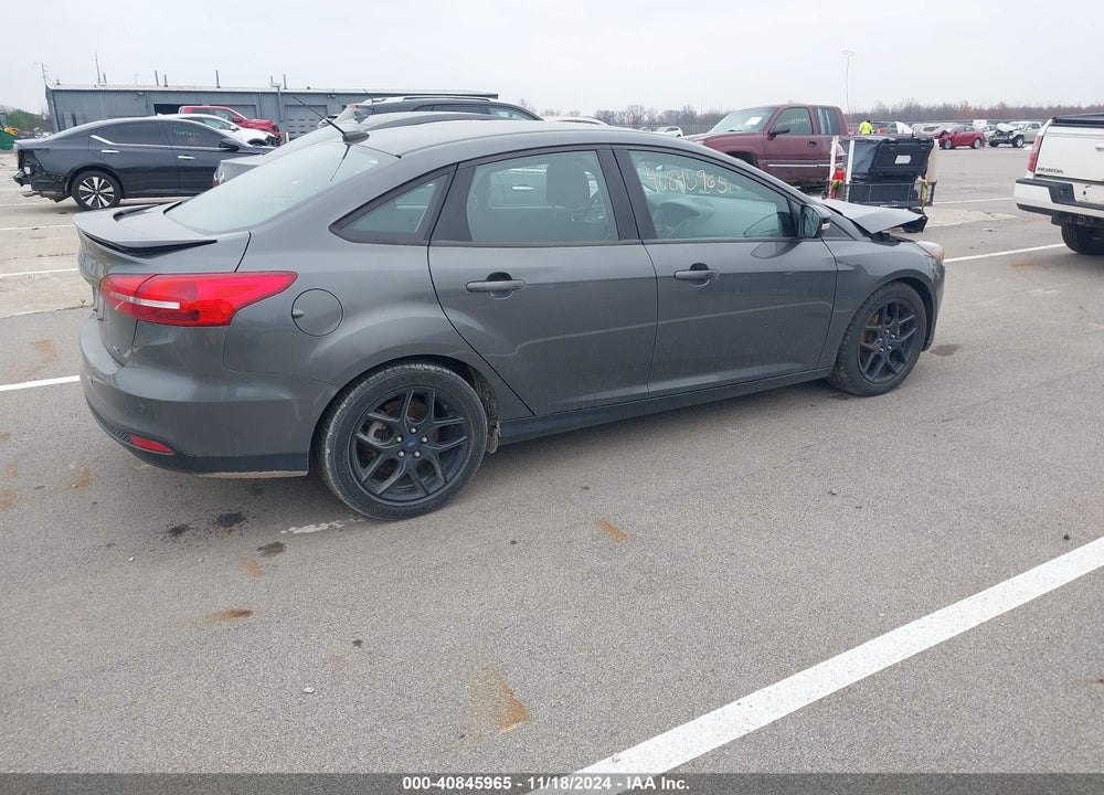 2017 FORD FOCUS SEL VIN: 1FADP3H23HL226392