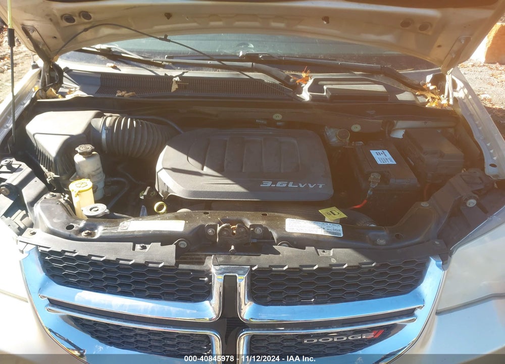 2013 DODGE GRAND CARAVAN SXT VIN: 2C4RDGCG8DR524652