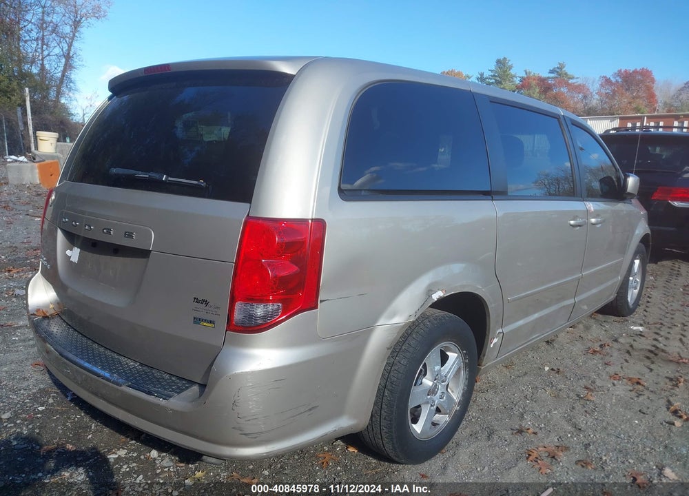 2013 DODGE GRAND CARAVAN SXT VIN: 2C4RDGCG8DR524652