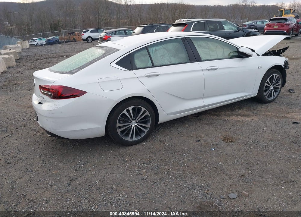 2019 BUICK REGAL SPORTBACK AWD ESSENCE VIN: W04GR6SX9K1033426