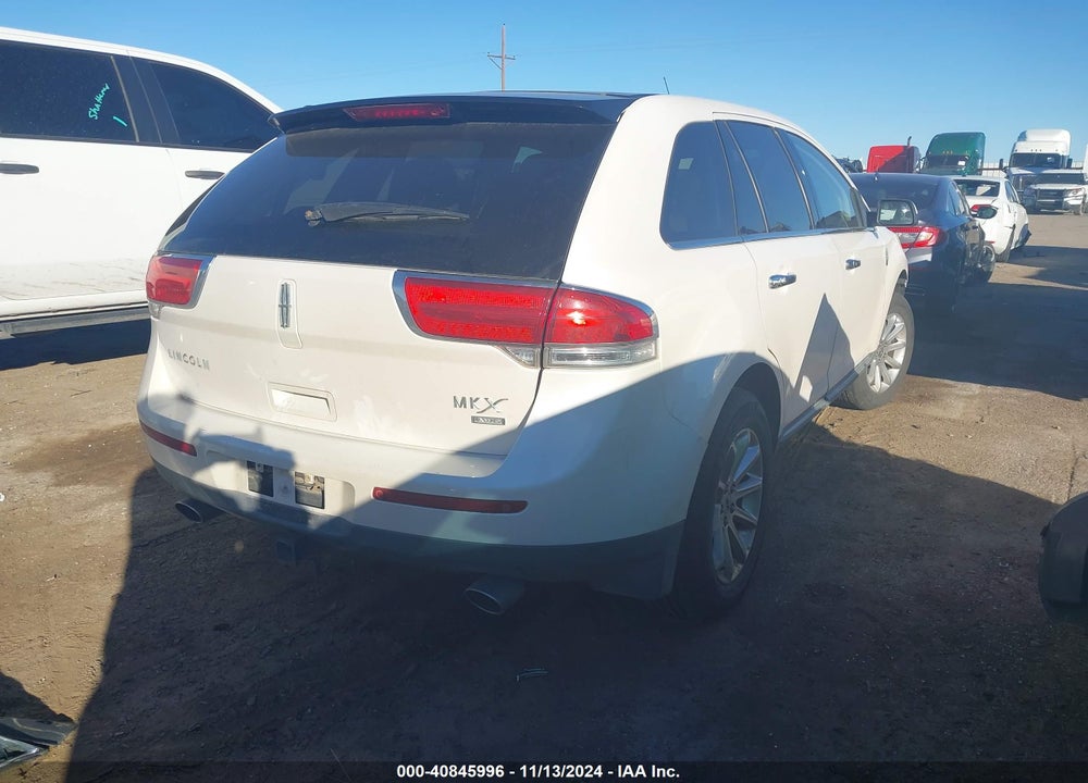 2011 LINCOLN MKX VIN: 2LMDJ8JK4BBJ28983