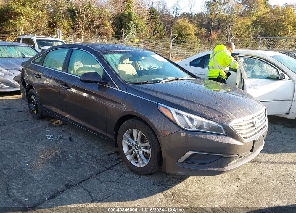 2016 HYUNDAI SONATA SE VIN: 5NPE24AF2GH314059