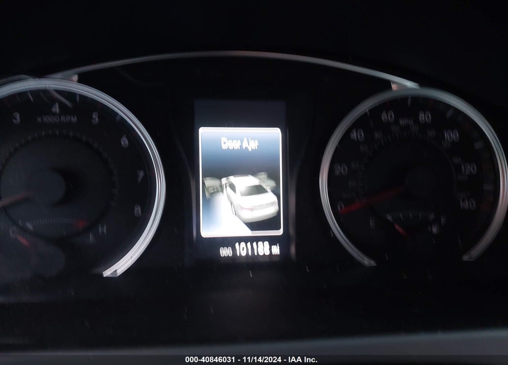 2015 TOYOTA CAMRY SE VIN: 4T1BF1FK4FU028046