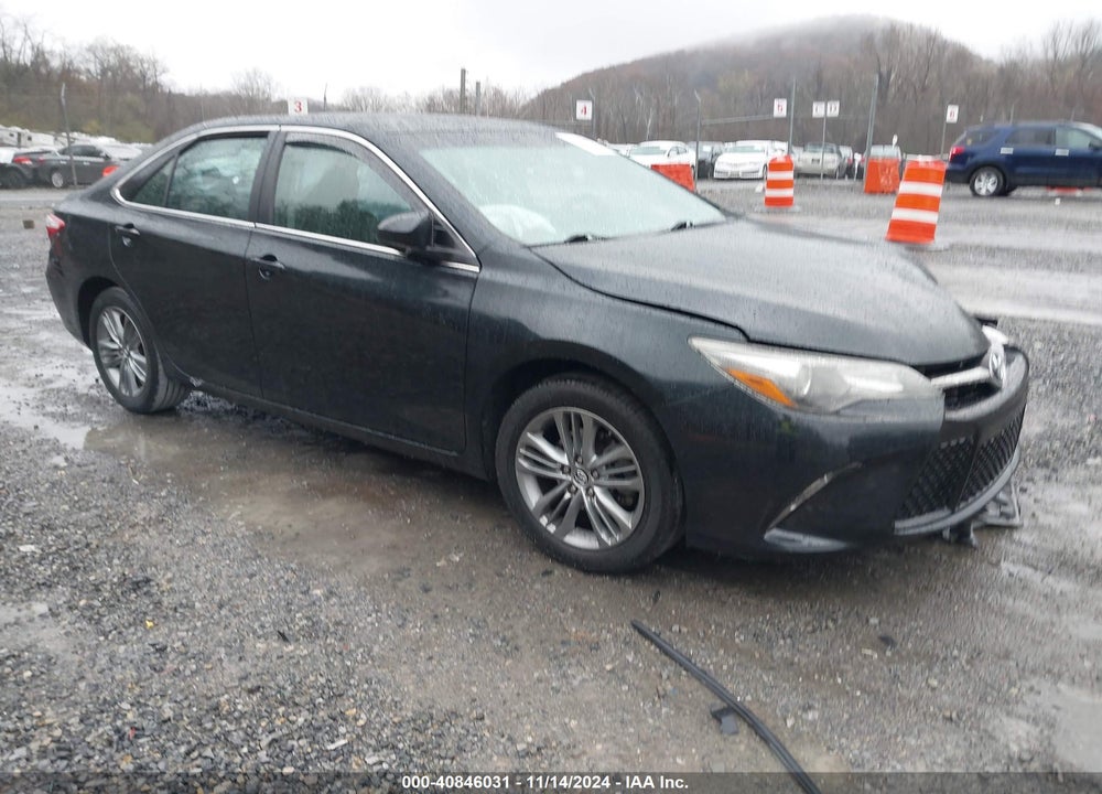 2015 TOYOTA CAMRY SE VIN: 4T1BF1FK4FU028046