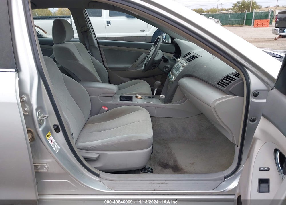 2009 TOYOTA CAMRY LE VIN: 4T4BE46K29R122764