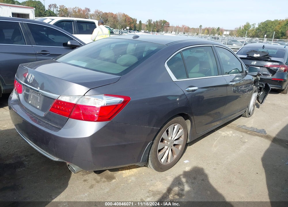 2015 HONDA ACCORD EX-L VIN: 1HGCR2F82FA071037