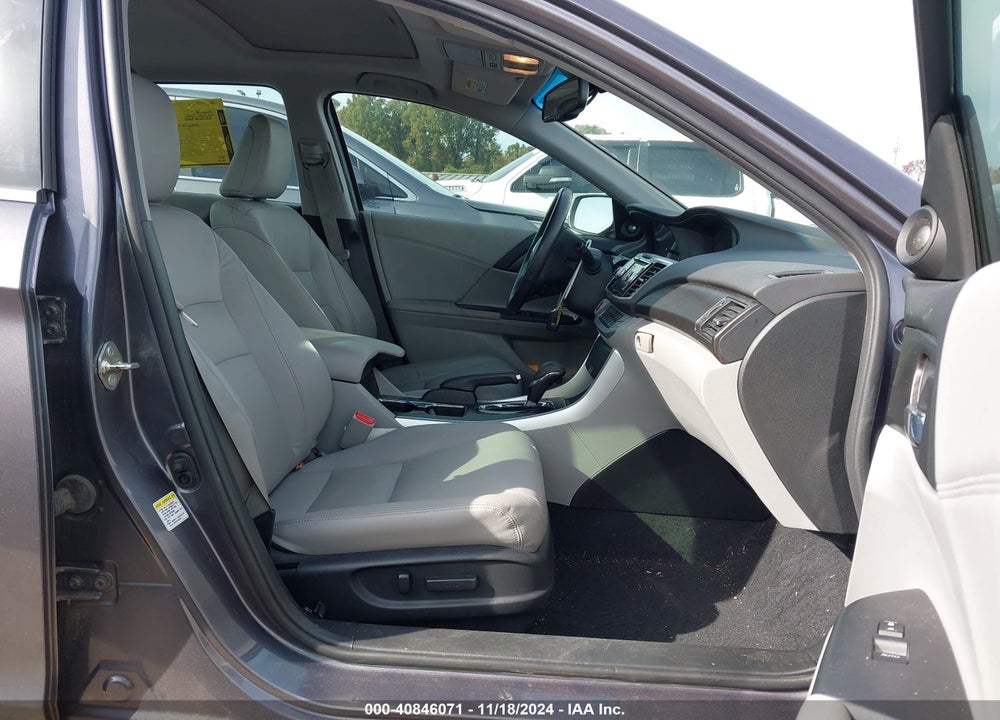 2015 HONDA ACCORD EX-L VIN: 1HGCR2F82FA071037