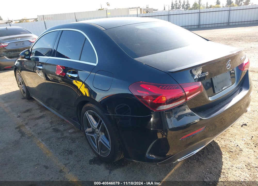 2019 MERCEDES-BENZ A 220 4MATIC VIN: WDD3G4FB9KW006071