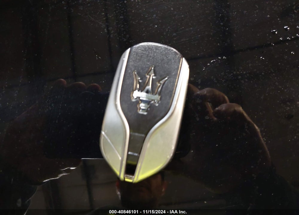 2018 MASERATI GHIBLI VIN: ZAM57XSA8J1279947