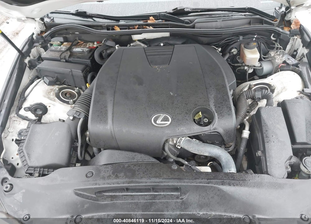 2015 LEXUS IS 250 CRAFTED LINE VIN: JTHCF1D22F5023366