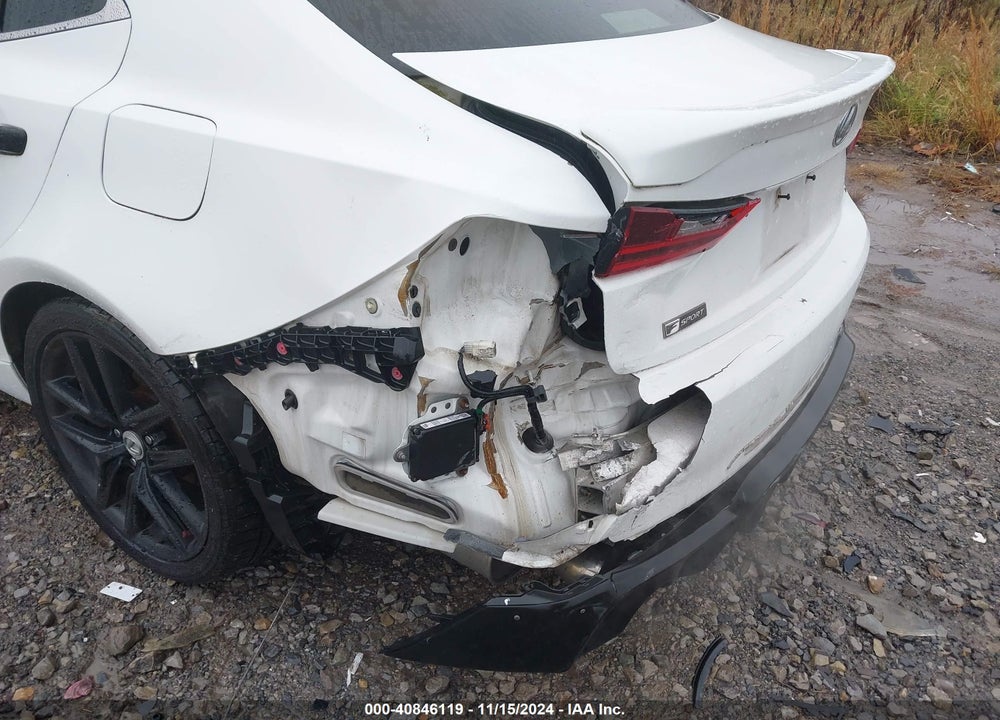 2015 LEXUS IS 250 CRAFTED LINE VIN: JTHCF1D22F5023366