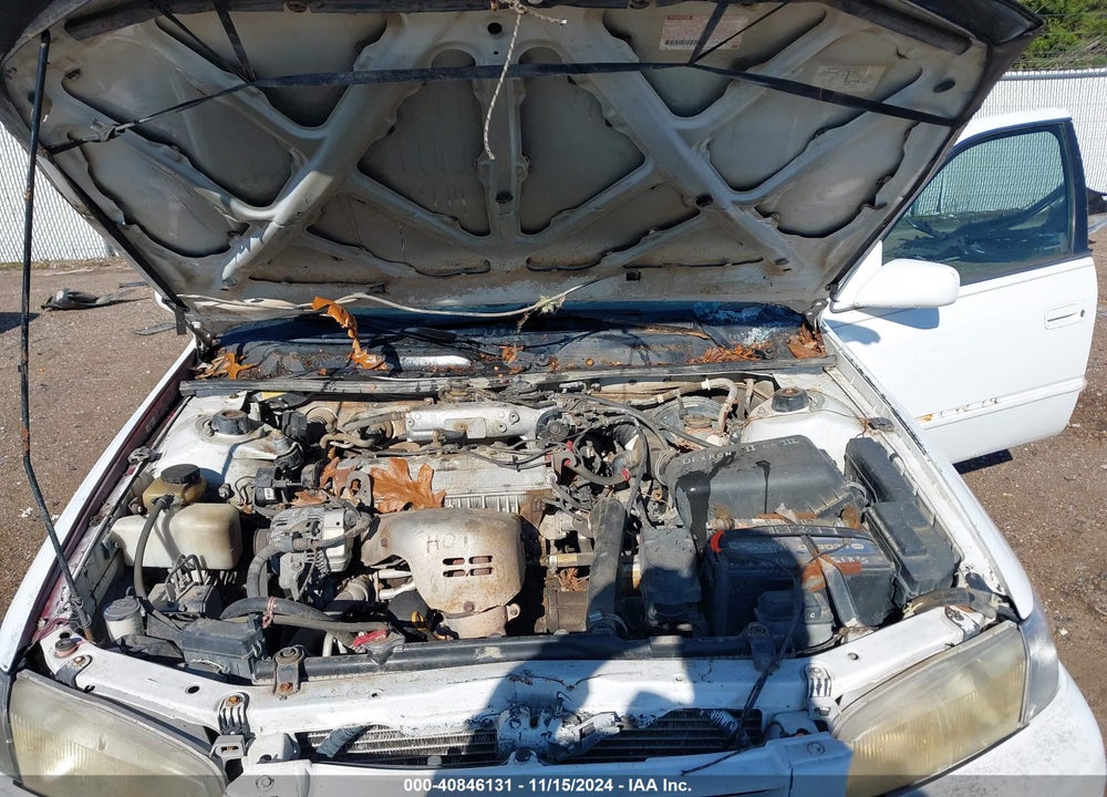 1999 TOYOTA CAMRY LE VIN: JT2BG22KXX0311713