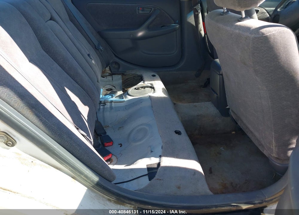 1999 TOYOTA CAMRY LE VIN: JT2BG22KXX0311713