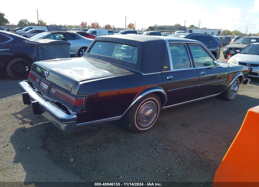 1983 CHRYSLER NEW YORKER FIFTH AVENUE VIN: 2C3BF66PXDR238002