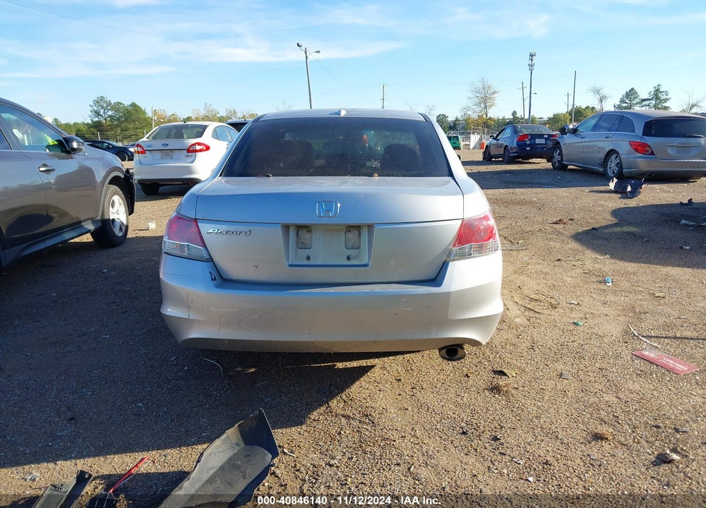 2010 HONDA ACCORD 2.4 EX-L VIN: 1HGCP2F80AA092595