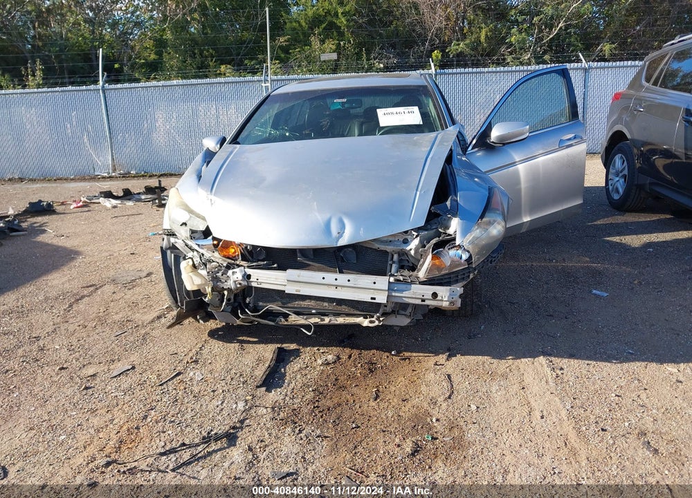 2010 HONDA ACCORD 2.4 EX-L VIN: 1HGCP2F80AA092595