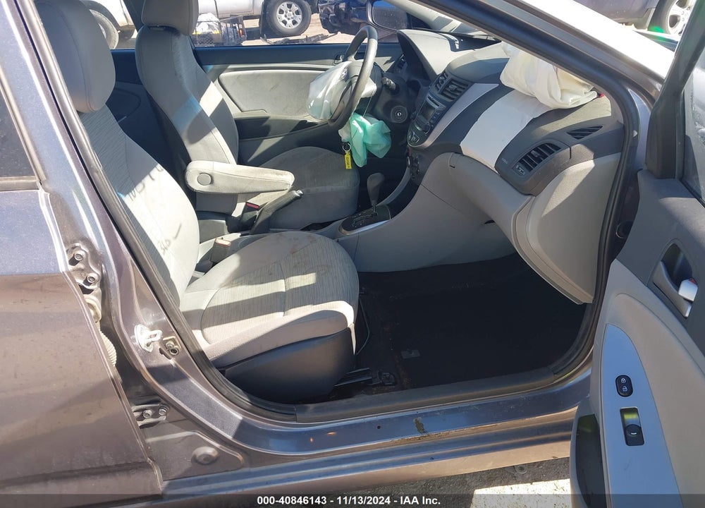 2016 HYUNDAI ACCENT SE VIN: KMHCT4AE1GU099075