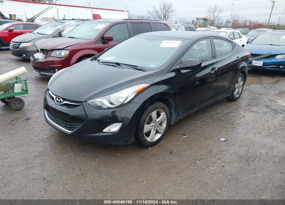 2013 HYUNDAI ELANTRA GLS VIN: KMHDH4AE8DU927155