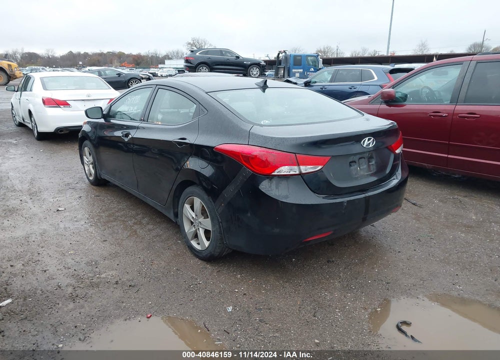 2013 HYUNDAI ELANTRA GLS VIN: KMHDH4AE8DU927155