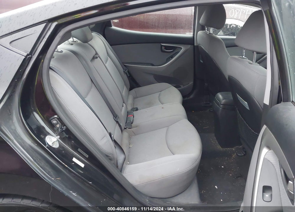 2013 HYUNDAI ELANTRA GLS VIN: KMHDH4AE8DU927155