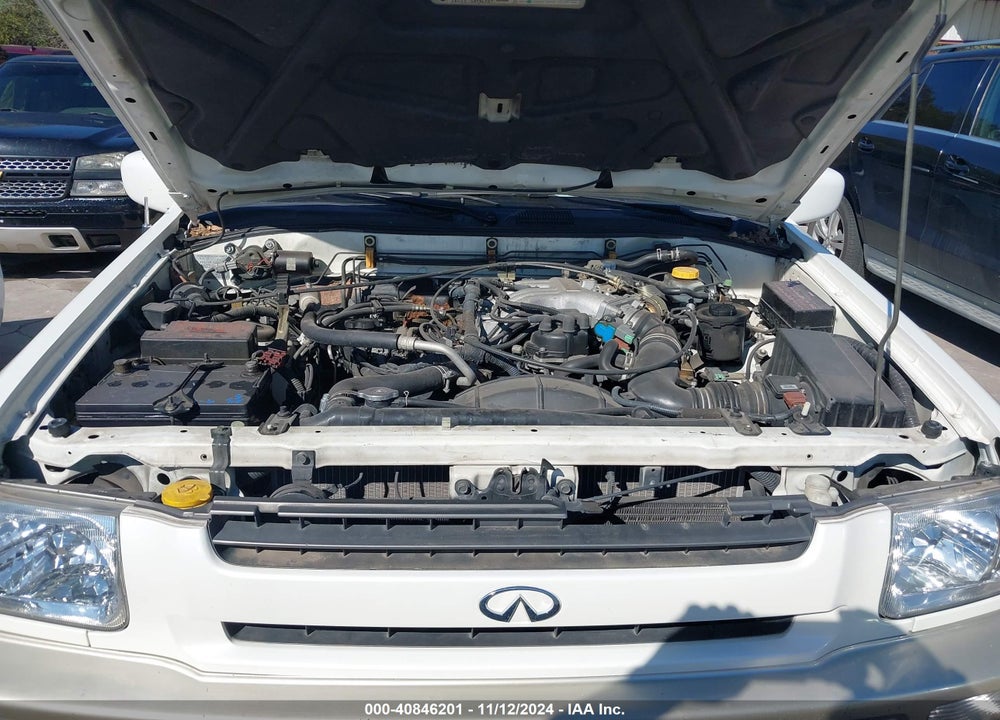 2000 INFINITI QX4 VIN: JNRAR07Y3YW084586