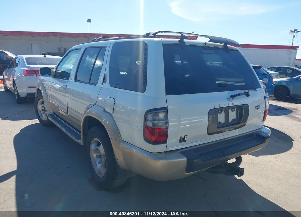 2000 INFINITI QX4 VIN: JNRAR07Y3YW084586