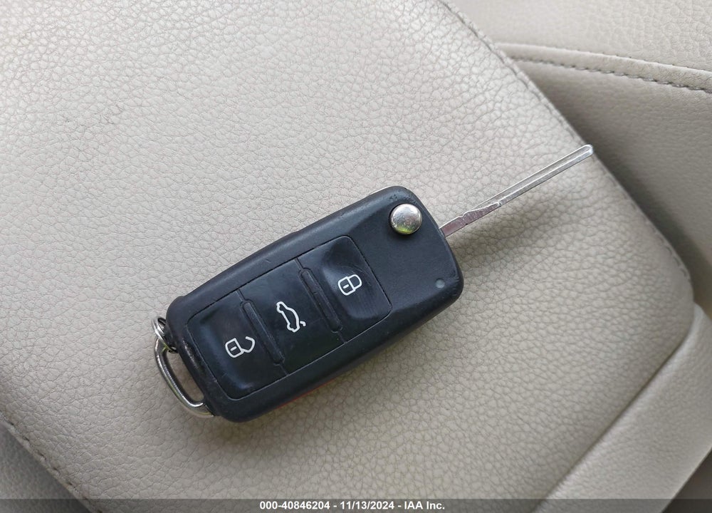 2012 VOLKSWAGEN JETTA VIN: 3VWPL7AJ9CM696278