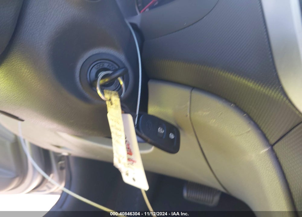 2013 HYUNDAI ACCENT GLS VIN: KMHCU4AE1DU302636