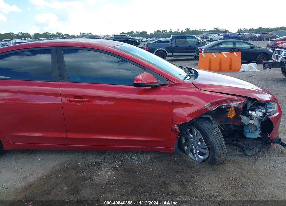 2018 HYUNDAI ELANTRA SE VIN: 5NPD74LFXJH346050