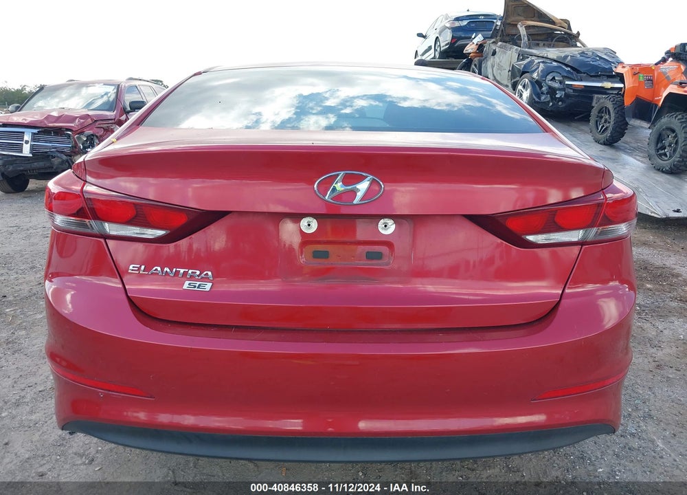 2018 HYUNDAI ELANTRA SE VIN: 5NPD74LFXJH346050