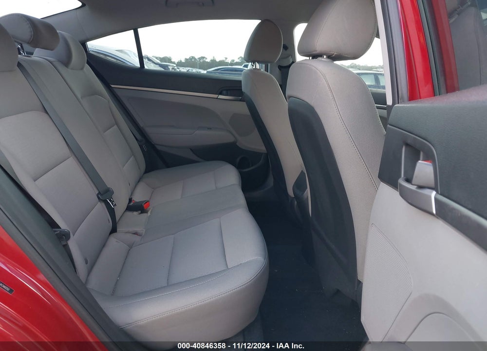 2018 HYUNDAI ELANTRA SE VIN: 5NPD74LFXJH346050