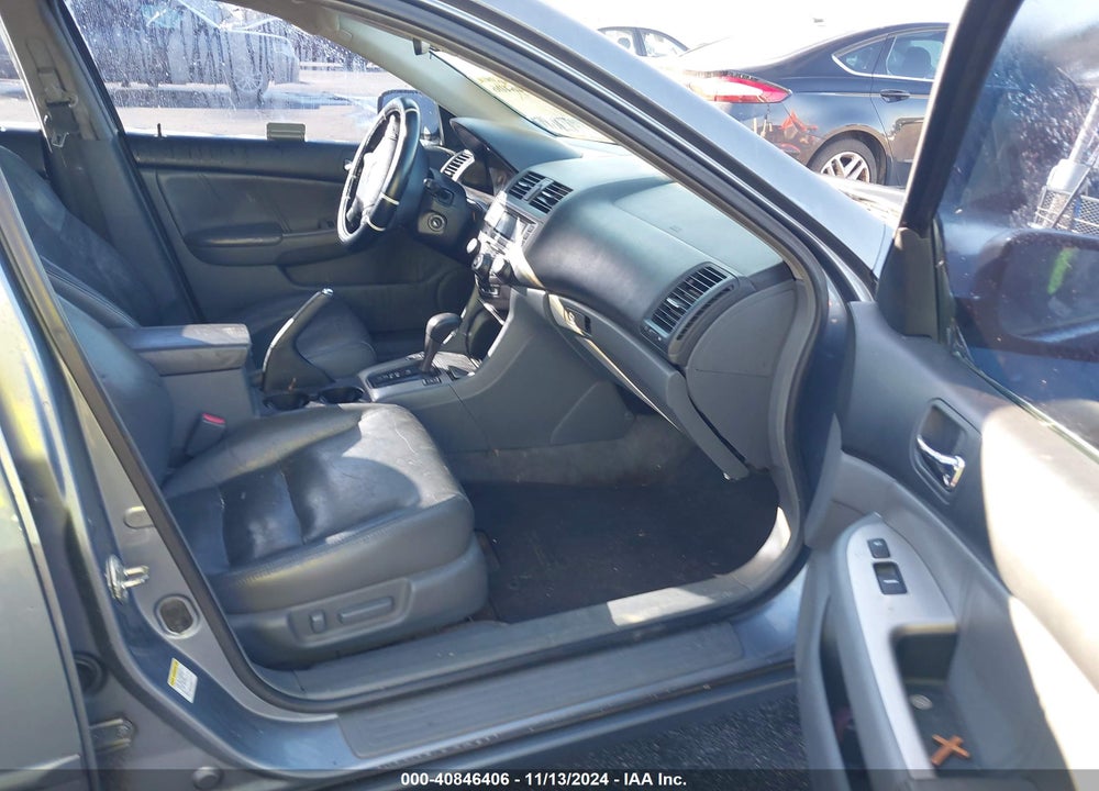 2007 HONDA ACCORD 3.0 EX VIN: 1HGCM66517A001624