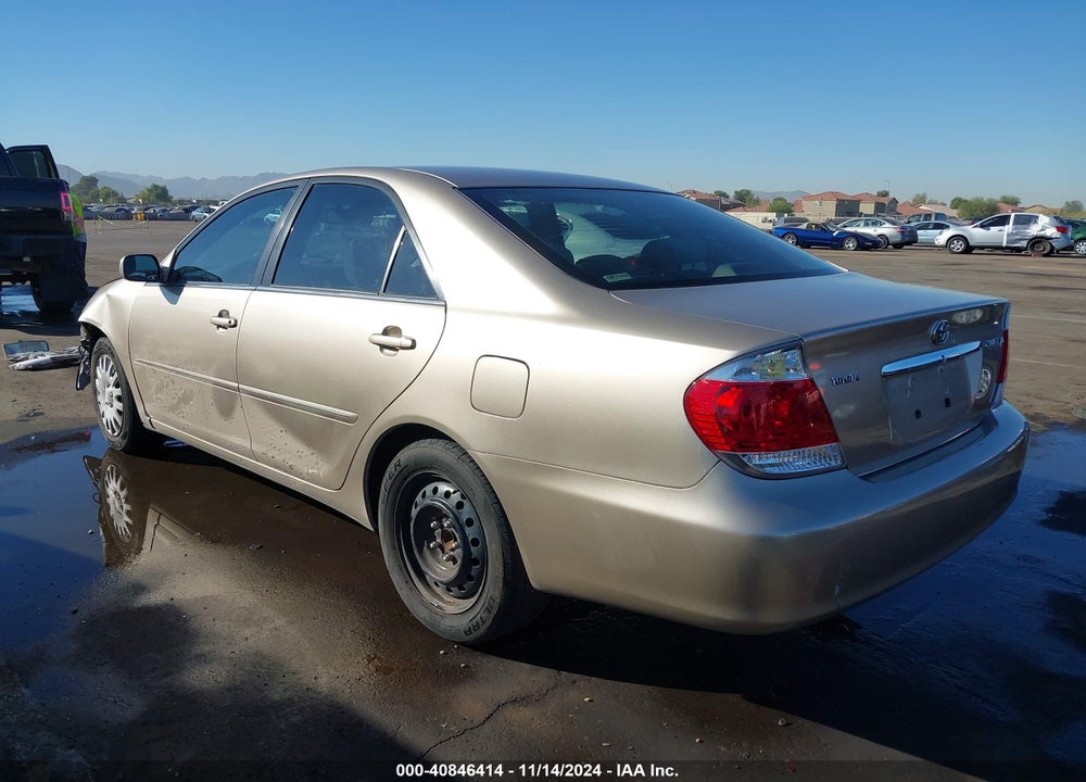 2006 TOYOTA CAMRY XLE VIN: 4T1BE32K86U735137