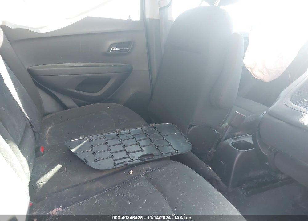 2019 CHEVROLET TRAX LS VIN: 3GNCJKSBXKL236317