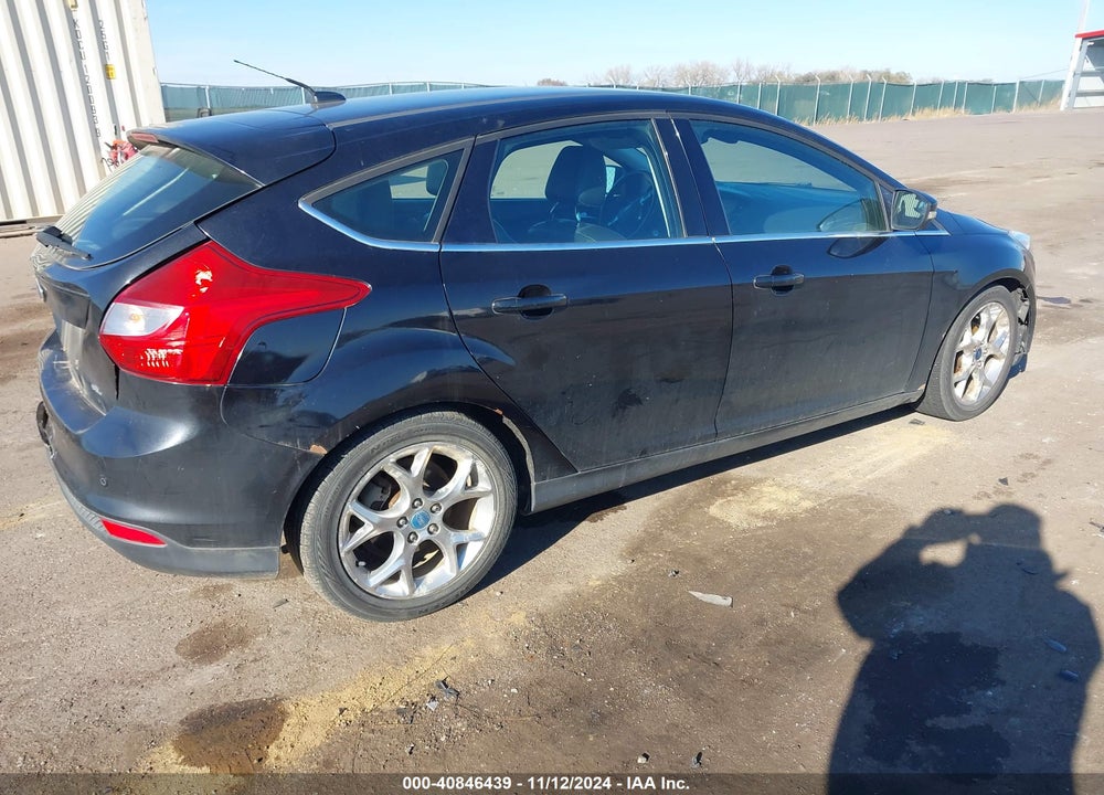 2012 FORD FOCUS VIN: 1FAHP3M27CL345742