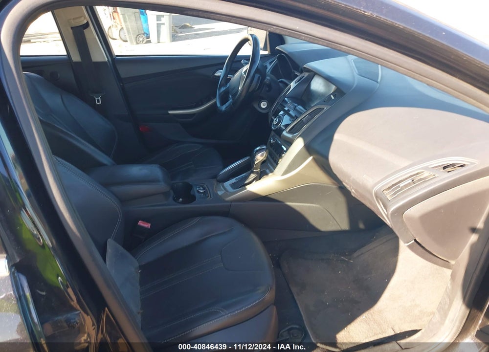 2012 FORD FOCUS VIN: 1FAHP3M27CL345742