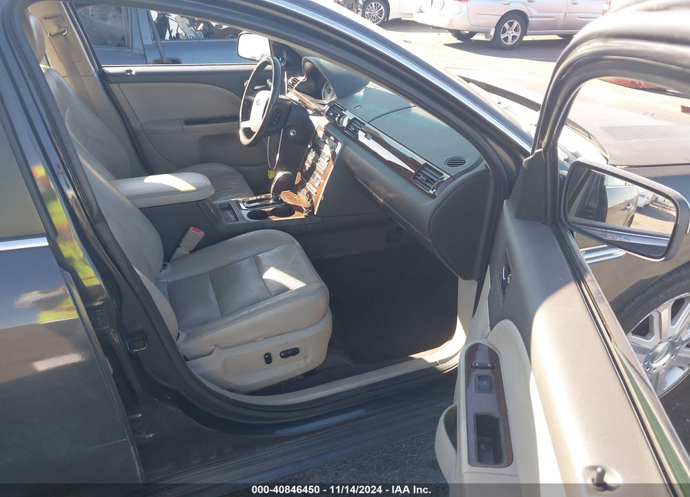 2008 FORD TAURUS LIMITED VIN: 1FAHP25W68G117825