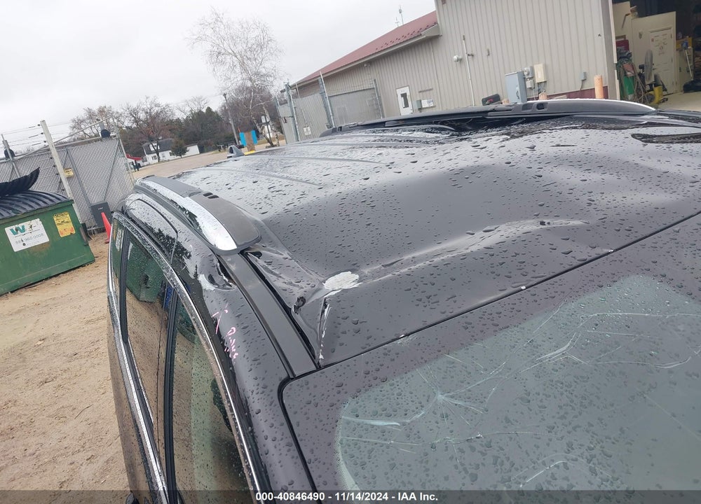 2021 CHRYSLER PACIFICA TOURING L VIN: 2C4RC1BG1MR528379