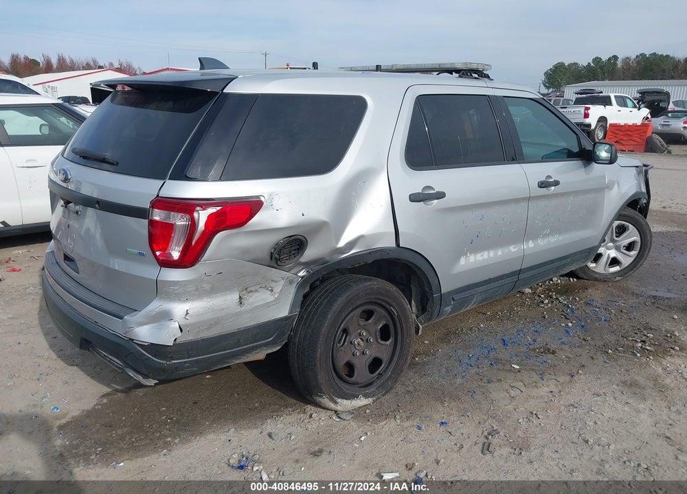2018 FORD POLICE INTERCEPTOR UTILITY VIN: 1FM5K8AR0JGA32754