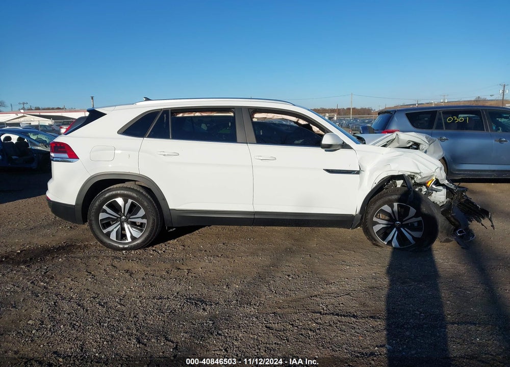 2024 VOLKSWAGEN ATLAS CROSS SPORT 2.0T SE VIN: 1V2LE2CA2RC204968