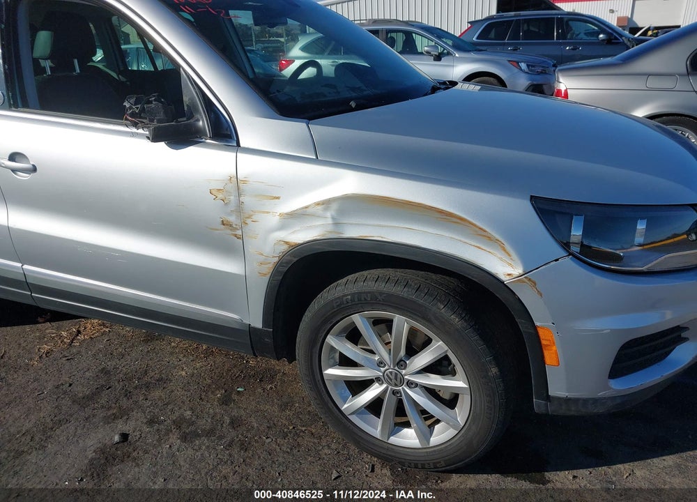 2017 VOLKSWAGEN TIGUAN 2.0T WOLFSBURG EDITION VIN: WVGRV7AX3HK002172