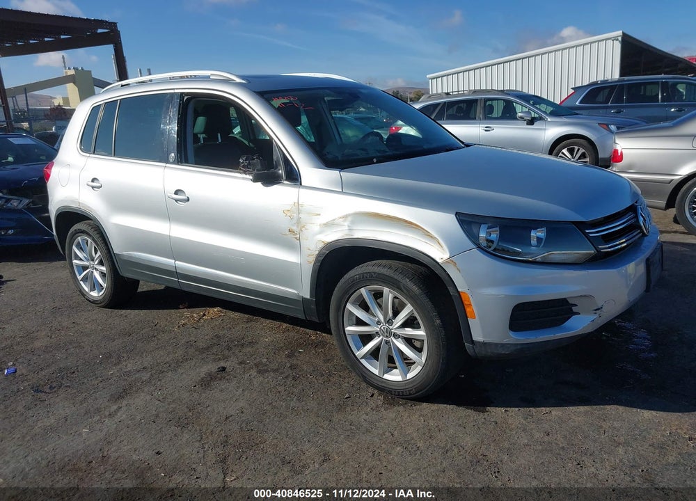 2017 VOLKSWAGEN TIGUAN 2.0T WOLFSBURG EDITION VIN: WVGRV7AX3HK002172