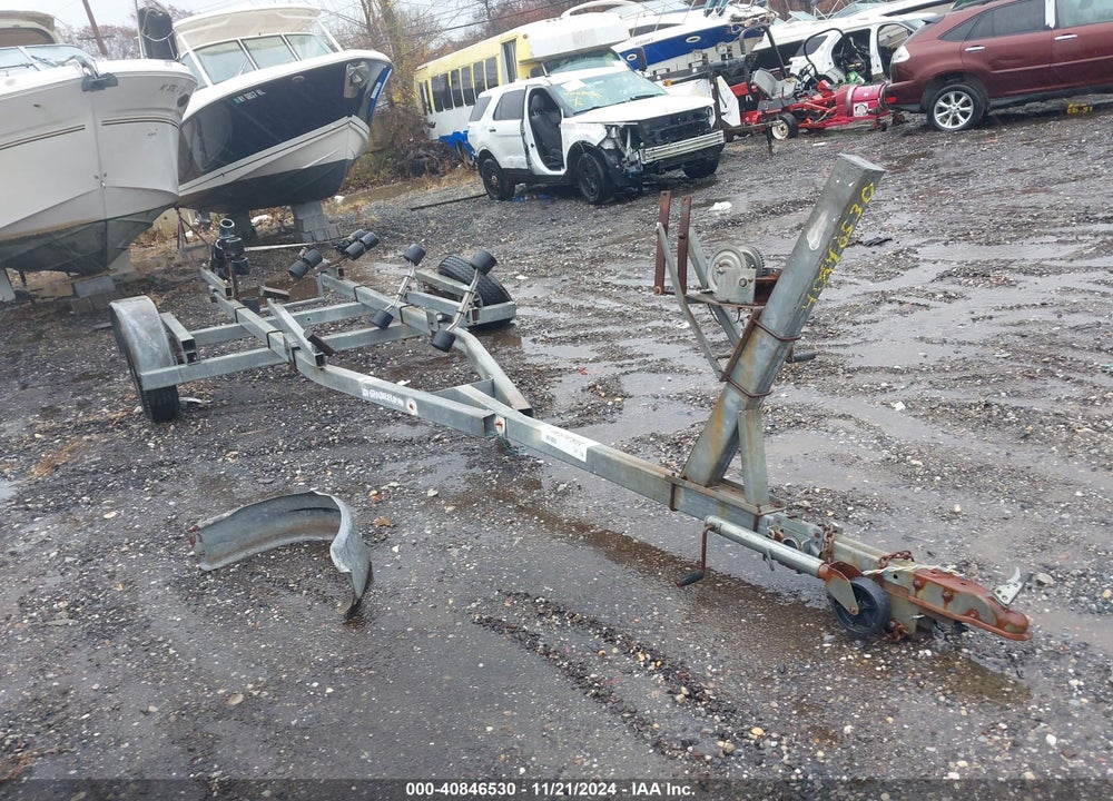2012 HOMEMADE BOAT TRAILER VIN: NYA59615000000000
