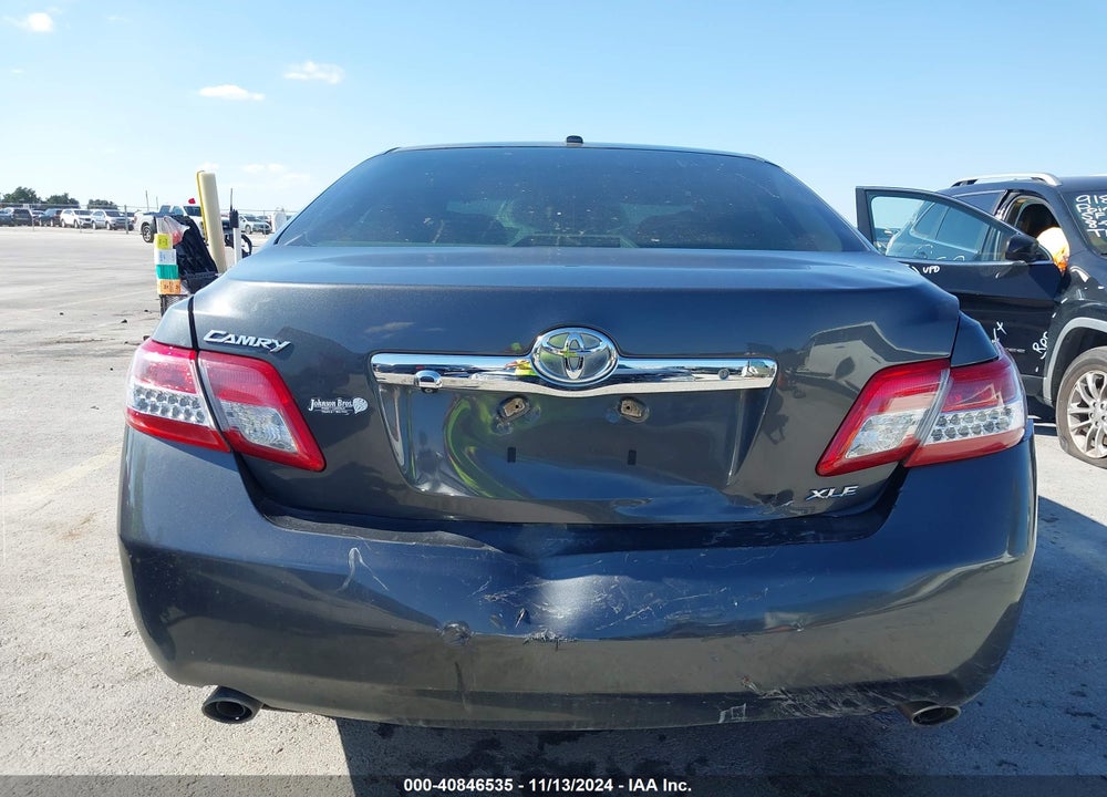 2011 TOYOTA CAMRY VIN: 4T1BK3EK3BU132997