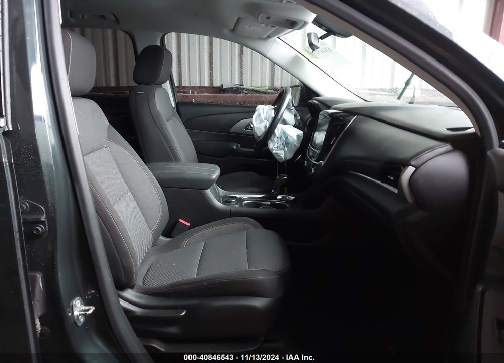 2018 CHEVROLET TRAVERSE 1LT VIN: 1GNEVGKW2JJ134951