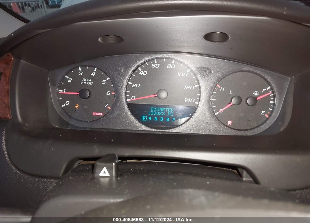 2011 CHEVROLET IMPALA LS VIN: 2G1WF5EK4B1118262